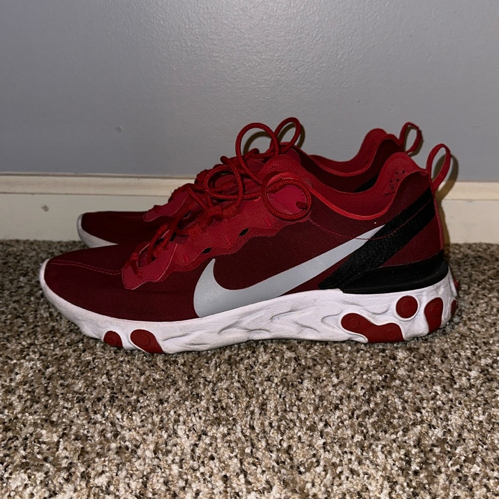 Men’s Nike React Element 55